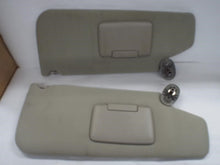 Load image into Gallery viewer, Interior Sun Visors Jeep Commander 2007 - MRK452841
