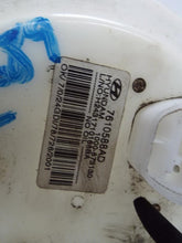Load image into Gallery viewer, FUEL PUMP Sonata Optima 2011 11 2012 12 2013 13 2014 14 - MRK458205
