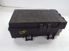 Load image into Gallery viewer, Fuse Box  TOWN &amp; COUNTRY 2005 - MRK460681
