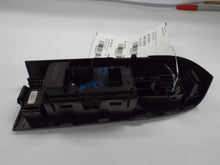 Load image into Gallery viewer, Window Switch  SIERRA 1500 PICKUP 2013 - MRK461073
