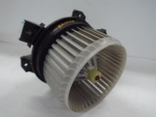 Load image into Gallery viewer, FRONT A/C HEATER BLOWER MOTOR Sonata Sonata Hybrid 2015-2019 - MRK461242
