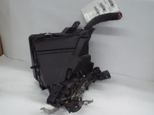 Load image into Gallery viewer, FUSE BOX Hyundai Sonata Sonata Hybrid 2016 16 2017 17 - MRK461245
