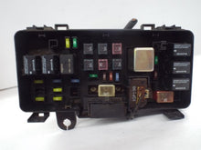 Load image into Gallery viewer, FUSE BOX Honda Pilot 2004 04 2005 05 2006 06 2007 07 2008 08 - MRK461286
