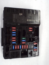 Load image into Gallery viewer, FUSE BOX Infiniti QX60 Nissan Pathfinder 2014 14 - MRK461430
