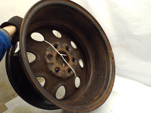 Load image into Gallery viewer, Wheel Rim Chevrolet Tahoe 2009 - MRK461454
