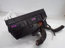 Load image into Gallery viewer, Fuse Box Ford Taurus 2012 - MRK461626
