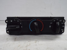 Load image into Gallery viewer, Temperature Controls  FORD F250SD PICKUP 2006 - MRK461760
