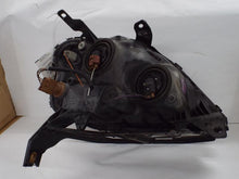 Load image into Gallery viewer, HEADLIGHT LAMP ASSEMBLY Ford Five Hundred 05 06 07 Left - MRK461864
