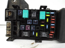 Load image into Gallery viewer, FUSE BOX Honda Accord 2003 03 2004 04 2005 05 2006 06 2007 07 - MRK462112
