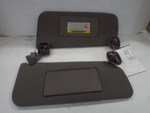 Load image into Gallery viewer, Interior Sun Visors  FORD F150 PICKUP 2002 - MRK462303
