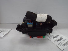 Load image into Gallery viewer, Fuse Box  S10/S15/SONOMA 2003 - MRK463095
