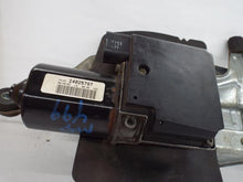 Load image into Gallery viewer, WINDSHIELD WIPER TRANSMISSION Chevy Impala 00 01 02 03 04 05 - MRK463298
