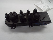 Load image into Gallery viewer, FRONT DOOR WINDOW SWITCH Grand Cherokee 99 00 01 02 03 04 Left - MRK463452
