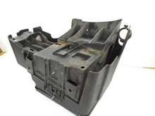 Load image into Gallery viewer, Fuse Box  SUBURBAN 1500 2003 - MRK463665

