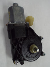 Load image into Gallery viewer, Power Window Motor Chevrolet Equinox 2010 - MRK463813
