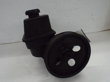 Load image into Gallery viewer, Power Steering Pump GMC Envoy 2005 - MRK463901
