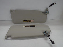 Load image into Gallery viewer, INTERIOR SUN VISORS Golf Golf GTI R32 Rabbit 06 07 08 09 Left - MRK463946
