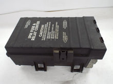 Load image into Gallery viewer, Fuse Box Dodge Caravan 2002 - MRK464446
