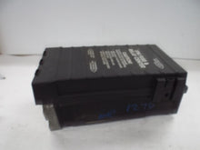Load image into Gallery viewer, Fuse Box Dodge Caravan 2002 - MRK464446
