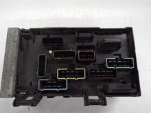 Load image into Gallery viewer, Fuse Box Dodge Caravan 2002 - MRK464446
