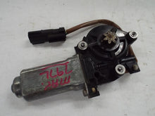 Load image into Gallery viewer, Power Window Motor Chrysler Sebring 1999 - MRK464458
