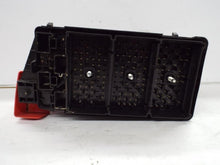 Load image into Gallery viewer, Fuse Box Buick Lesabre 2004 - MRK464775
