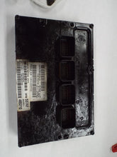 Load image into Gallery viewer, ECU ECM Computer Dodge Caravan 2005 - MRK464915
