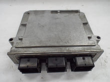 Load image into Gallery viewer, ECU ECM COMPUTER Ford Focus 2005 05 2.0L Auto - MRK465111
