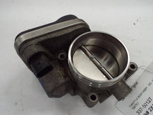 Load image into Gallery viewer, THROTTLE BODY BMW 530i 330i 525i 323i 325i Z4 2006 06 2007 07 2008 08 - MRK465284
