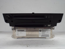 Load image into Gallery viewer, RADIO AM FM CD NAVIGATION PLAYER BMW 525i 530i 550i 2006 06 - MRK465289
