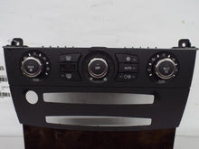 Load image into Gallery viewer, Temp Climate AC Heater Control BMW 525i 530i 545i 645i 2005 05 06 07 08 09 10 - MRK465290
