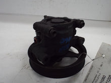 Load image into Gallery viewer, Power Steering Pump  FORD F150 PICKUP 2007 - MRK465397
