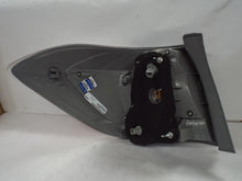 Load image into Gallery viewer, TAIL LIGHT LAMP ASSEMBLY Highlander 2011 11 2012 12 2013 13 Right - MRK465525
