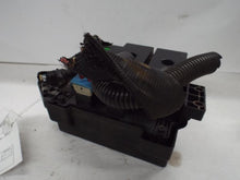Load image into Gallery viewer, Fuse Box  BLAZER S10/JIMMY S15 2000 - MRK465876
