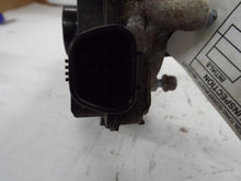 Load image into Gallery viewer, WIPER MOTOR Honda Fit 2009 09 2010 10 - MRK465958
