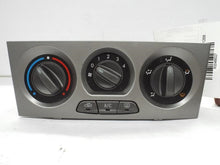 Load image into Gallery viewer, Temp Climate AC Heater Control Subaru Forester 2003 03 2004 04 05 06 07 08 - MRK466027
