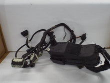 Load image into Gallery viewer, Fuse Box Ford Escape 2011 - MRK466166
