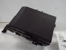 Load image into Gallery viewer, Fuse Box Isuzu Optima 2007 - MRK466221
