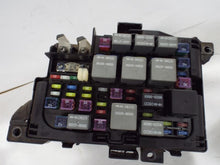 Load image into Gallery viewer, Fuse Box Isuzu Optima 2007 - MRK466221
