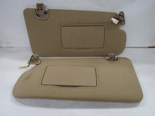 Load image into Gallery viewer, Interior Sun Visors Nissan Quest 2008 - MRK466525
