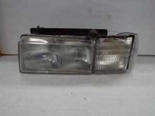 Load image into Gallery viewer, Headlight Lamp Assembly Cadillac Seville 1992 - MRK466624
