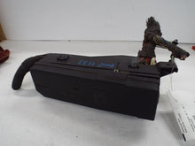 Load image into Gallery viewer, Fuse Box Mercury Mariner 2005 - MRK466651
