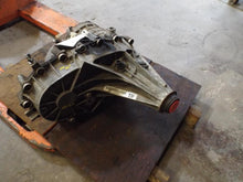 Load image into Gallery viewer, TRANSFER CASE Silverado 1500 Pickup 1500 Pickup Sierra 1500 Pickup 99-06 - MRK466658
