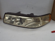 Load image into Gallery viewer, Headlight Lamp Assembly Cadillac Seville 2001 - MRK466758
