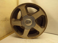 Load image into Gallery viewer, WHEEL RIM Trailblazer Trailblazer Ext 02-06 16x7 ALUM 16x7, 6 lug, 5" - MRK466902
