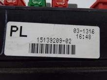 Load image into Gallery viewer, Fuse Box  SILVERADO 1500 PICKUP 2007 - MRK466964
