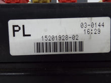 Load image into Gallery viewer, Fuse Box  SILVERADO 1500 PICKUP 2004 - MRK467053

