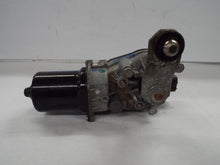 Load image into Gallery viewer, Windshield Wiper Motor Honda FIT 2015 - MRK467427
