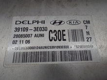 Load image into Gallery viewer, ECU ECM COMPUTER Hyundai Santa Fe 2007 07 2008 08 2009 09 - MRK467446
