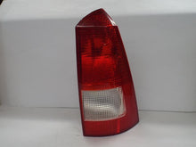 Load image into Gallery viewer, TAIL LIGHT LAMP ASSEMBLY Ford Focus 00 01 02 03 04 05 06 07 Right - MRK467619
